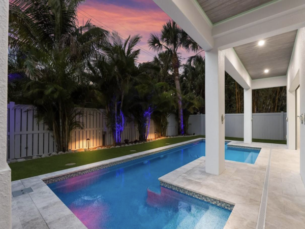 Anna Maria Island Luxury Four Bedroom Vacation Home